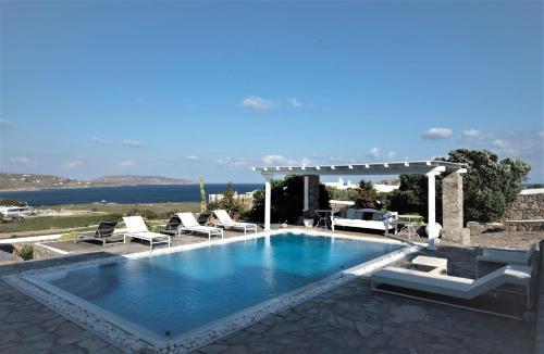 Villa Sea & Sun Estate