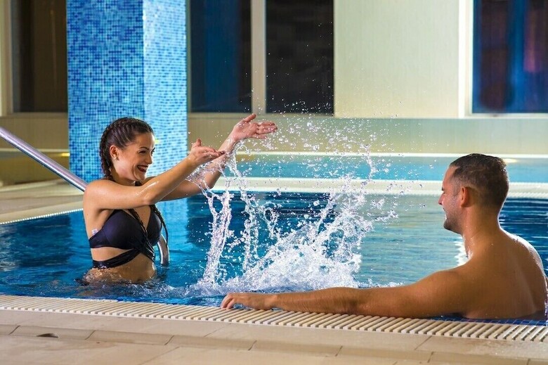 Royal Club Hotel