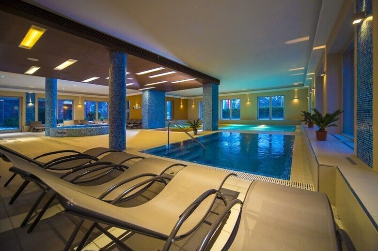 Royal Club Hotel
