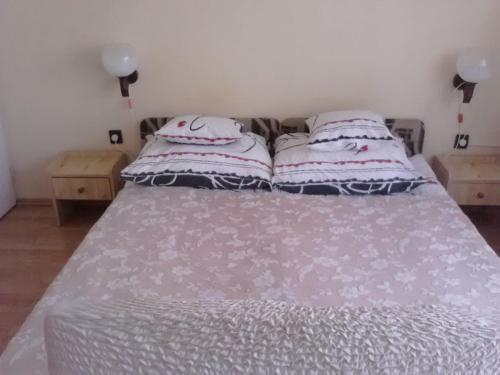 Friends Villa Apartments