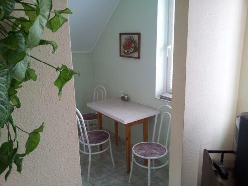 Friends Villa Apartments