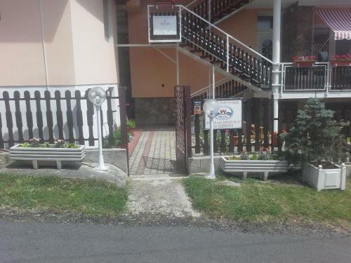 Friends Villa Apartments