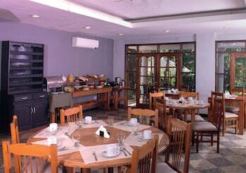 Hotel El Le�ador