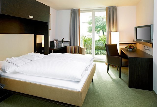 Grand City Hotel Dresden Radebeul