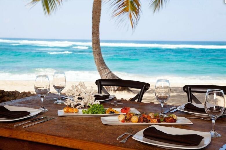 Hotel Villa Montana Beach Resort