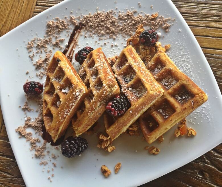 Hotel Villa Montana Beach Resort