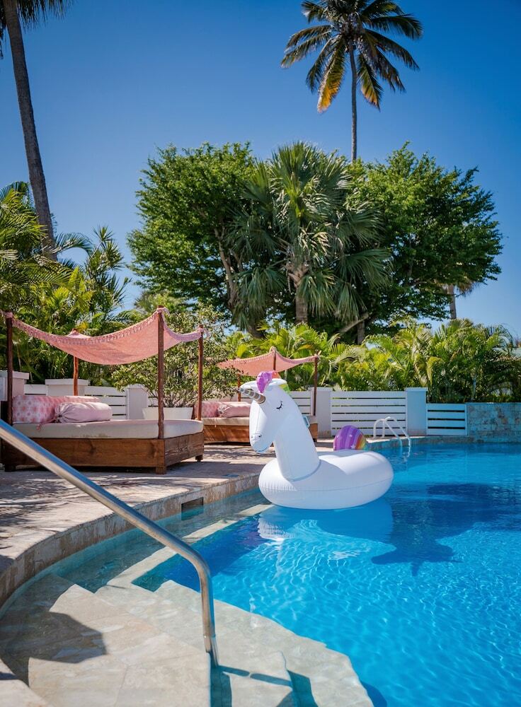 Hotel Villa Montana Beach Resort