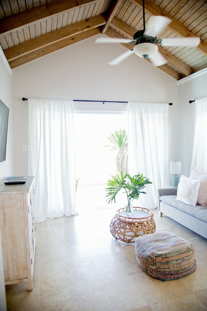 Hotel Villa Montana Beach Resort