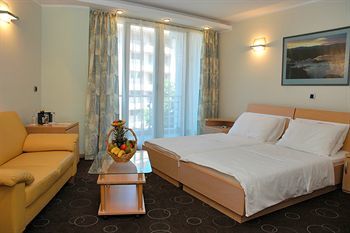 Hotel Montenegro Beach Resort