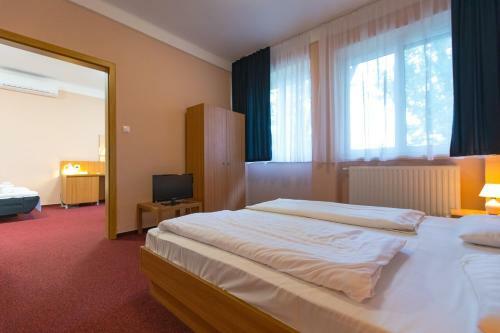 Alf�ld Gy�ngye Hotel