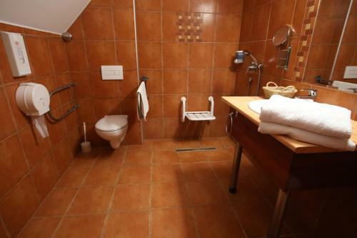 Laroba Hotel