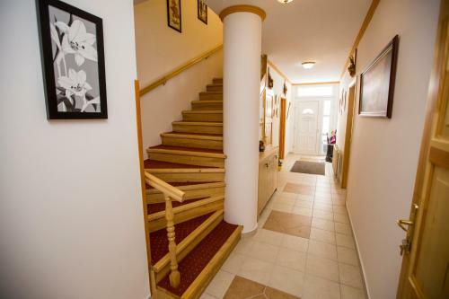 Hostal H�v�z Villa Familia