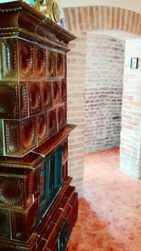 Art Mag�nsz�ll�shely