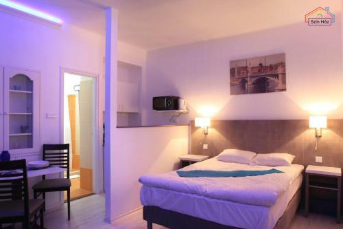 Sz�n-h�z Apartman