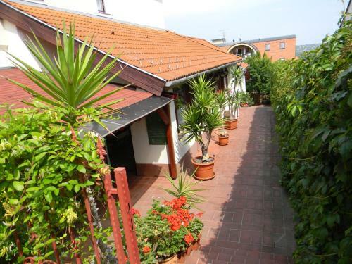 Bed & Breakfast Pension Family F�bsits
