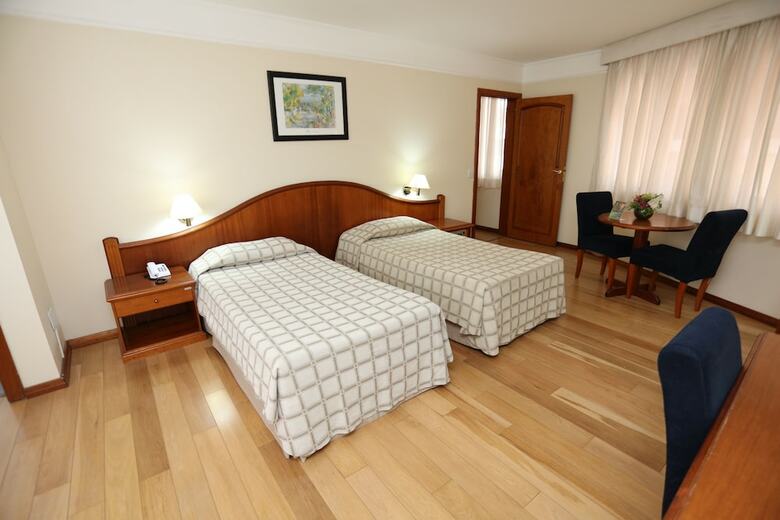 Hotel Four Plus Trianon Paulista