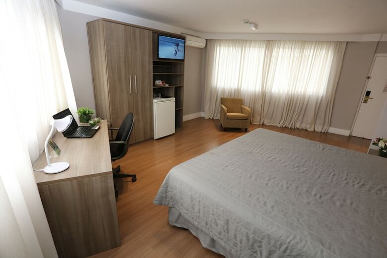 Hotel Four Plus Trianon Paulista