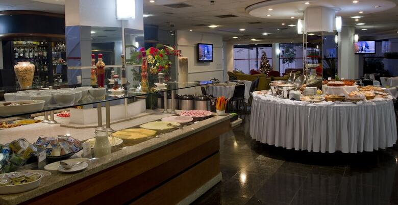 Hotel Four Plus Trianon Paulista