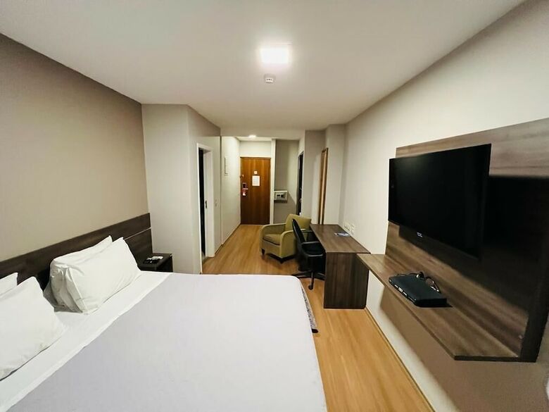 Hotel Four Plus Trianon Paulista