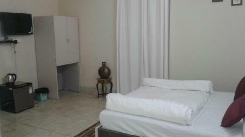 Hotel Toppers Corner
