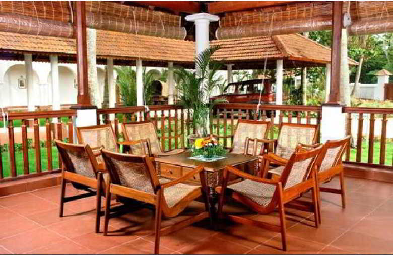 Hotel Lemon Tree Vembanad Lake Resort Alleppey Kerala