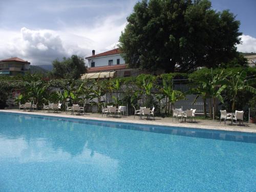 Aparthotel Il Borgo Degli Ulivi Resort