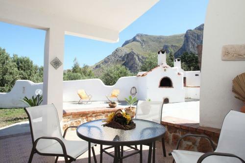 Country Villa San Vito Bay