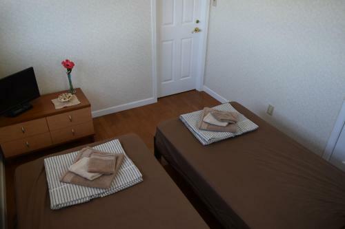Hostal Chura Umi Coral Cabin
