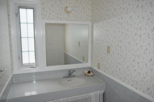 Hostal Chura Umi Coral Cabin