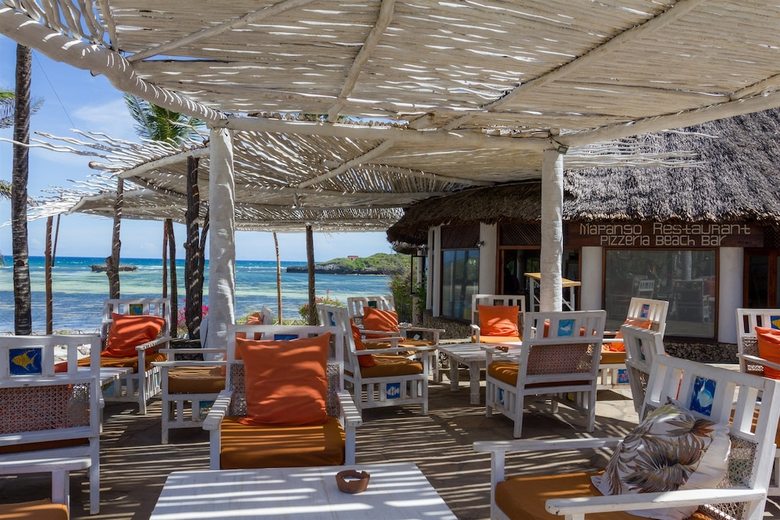 Hotel Lily Palm Resort
