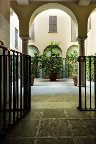 Brera Apartments In Duomo