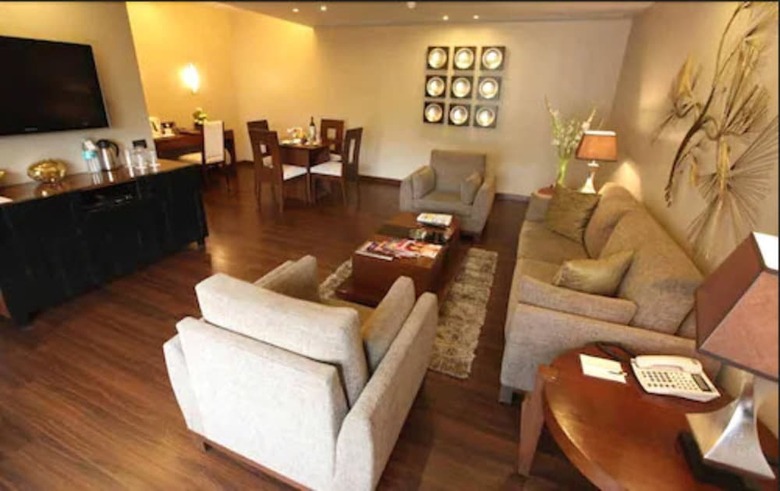 Hotel Sun-n-sand Mumbai