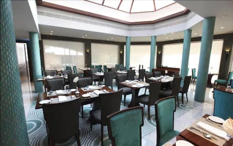 Hotel Sun-n-sand Mumbai