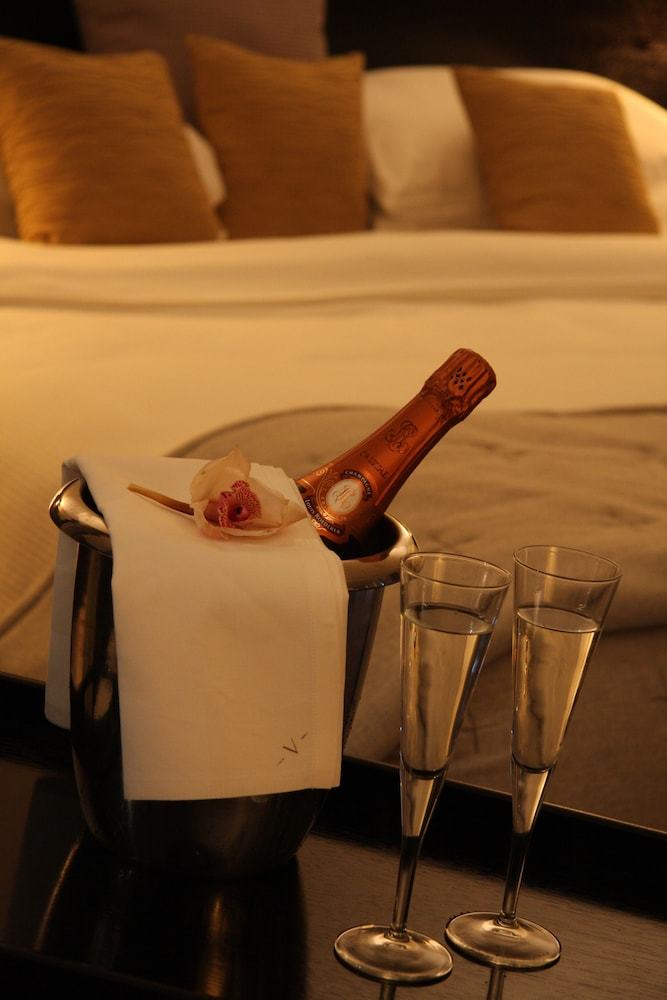 The Vincent Hotel