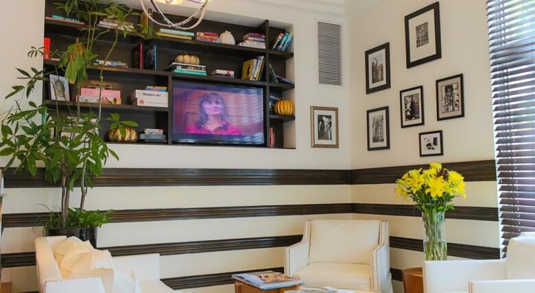 Hotel Riviera Suites South Beach