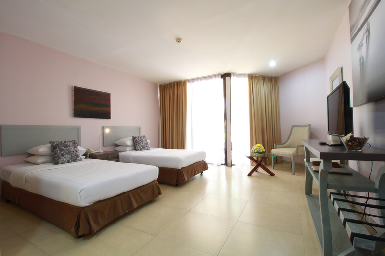 Hotel Tropicana