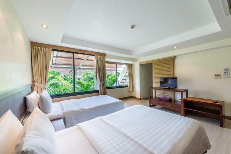 Hotel Tropicana