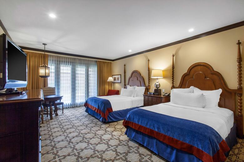 Hotel Montelucia Resort & Spa