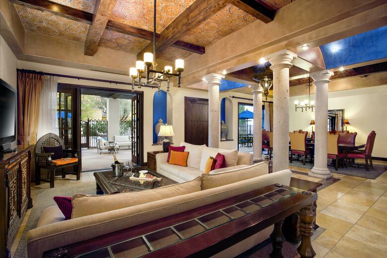 Hotel Montelucia Resort & Spa