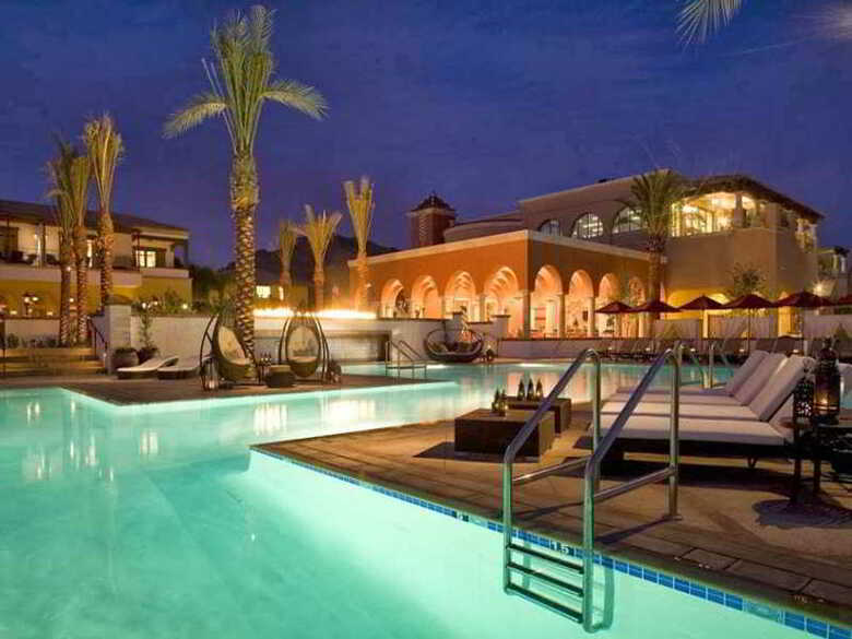 Hotel Montelucia Resort & Spa