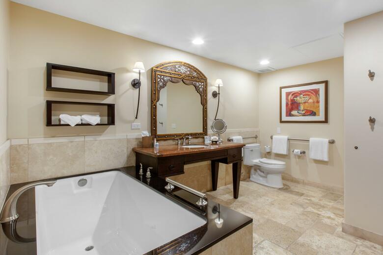 Hotel Montelucia Resort & Spa