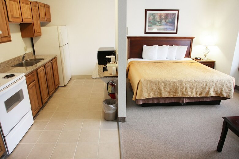 Hotel Quality Inn Airport