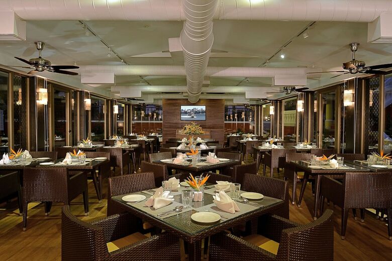 Hotel Phoenix Park Inn Resort