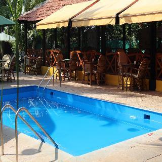Hotel Santana Beach Resort