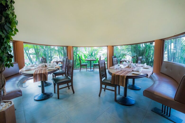 Hotel Neelam The Grand