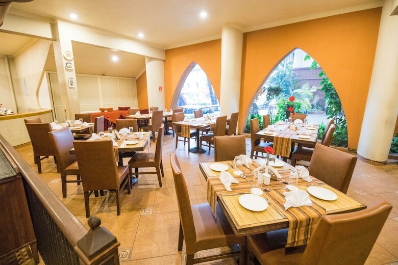 Hotel Neelam The Grand