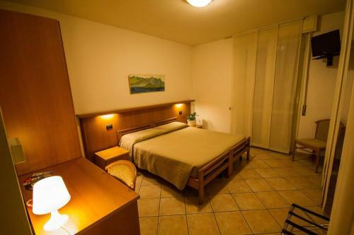 Hotel Albergo Lario