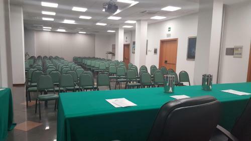 Marina Palace Hotel & Congress Hall