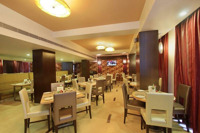 Nandhana Grand Hotel
