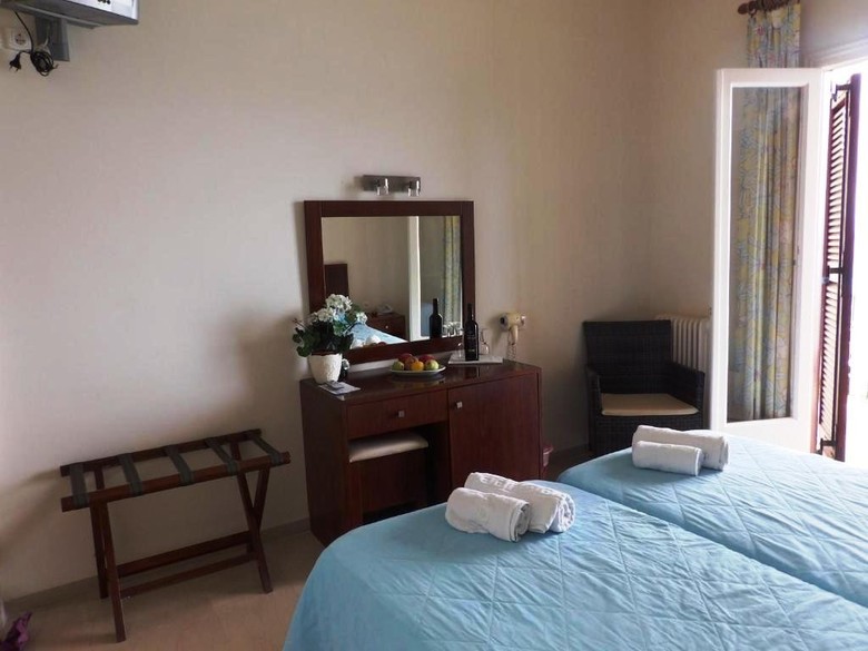 Hotel Dassia Beach